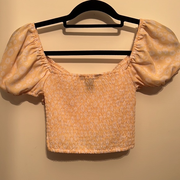 Small forever 21 crop top - Picture 2 of 3